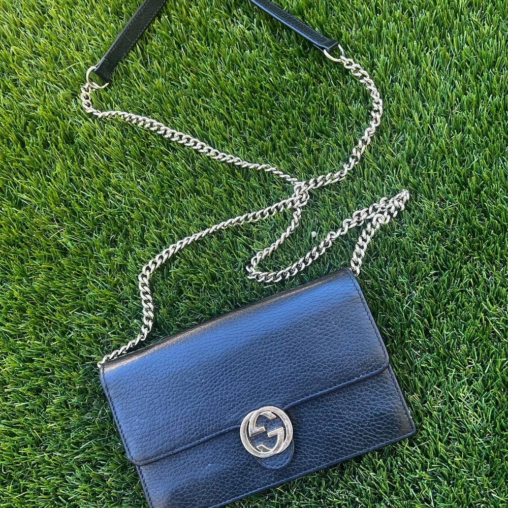 Gucci Black Leather Chain Bag